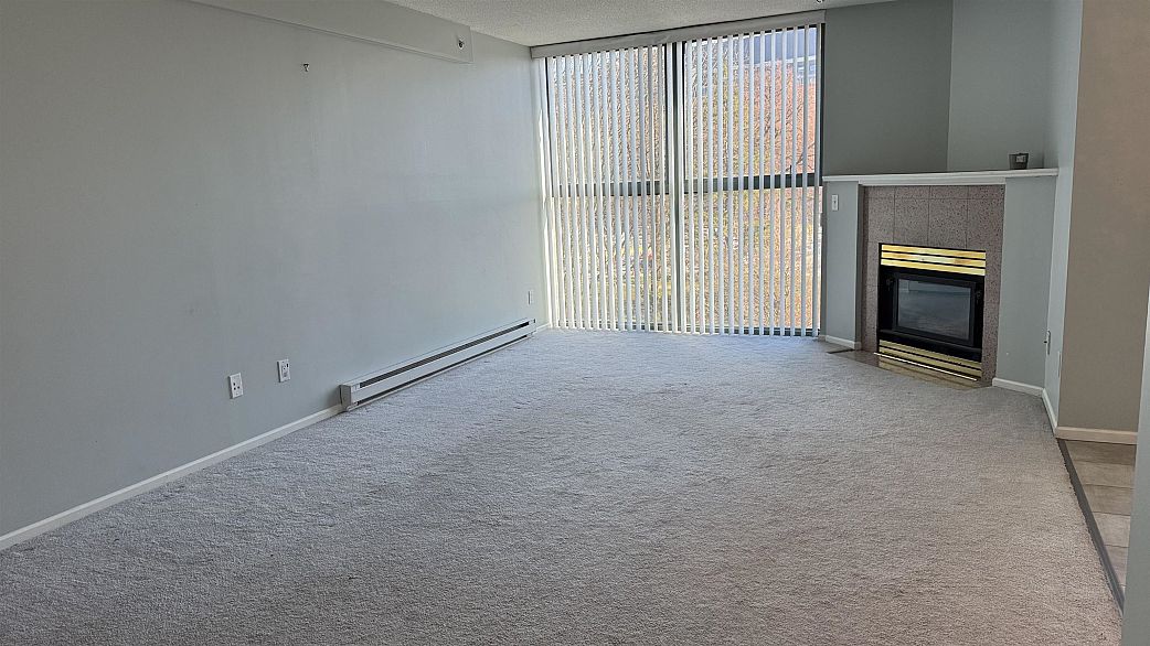 504 1159 Main Street