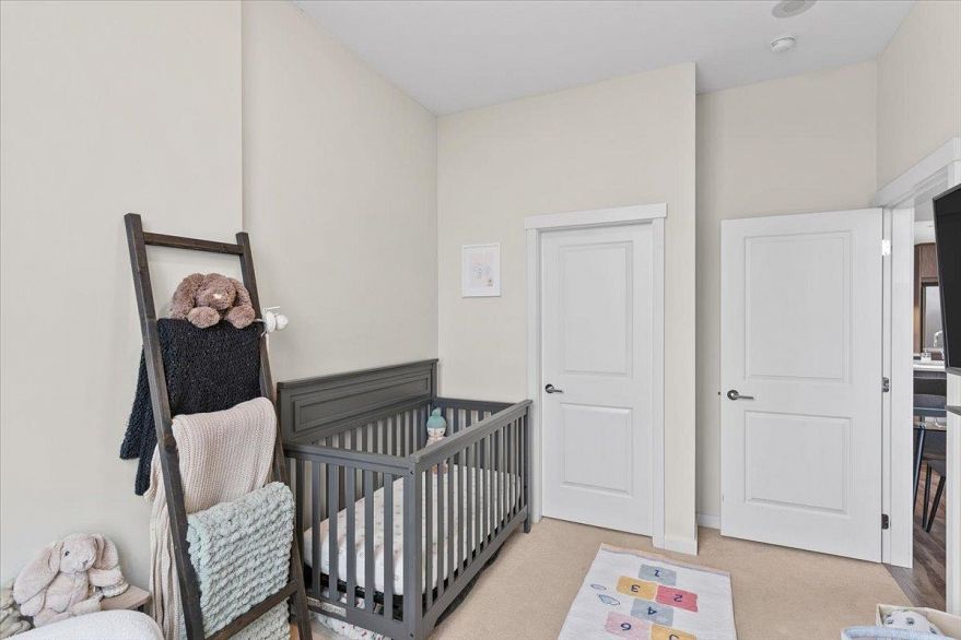 1106 3281 E Kent Avenue North