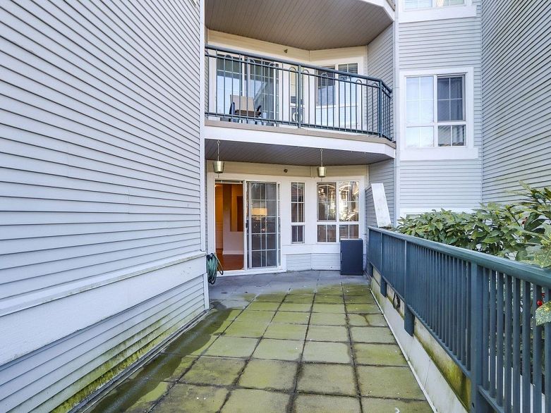 213 1989 Dunbar Street