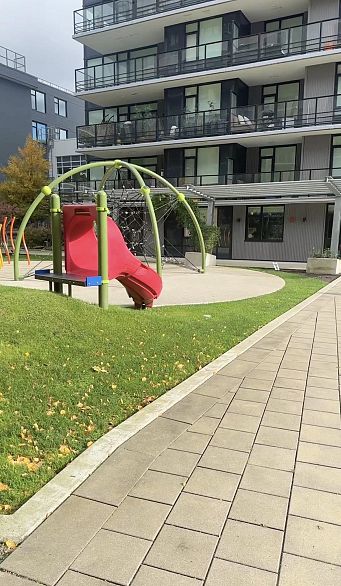 506 3451 Sawmill Crescent