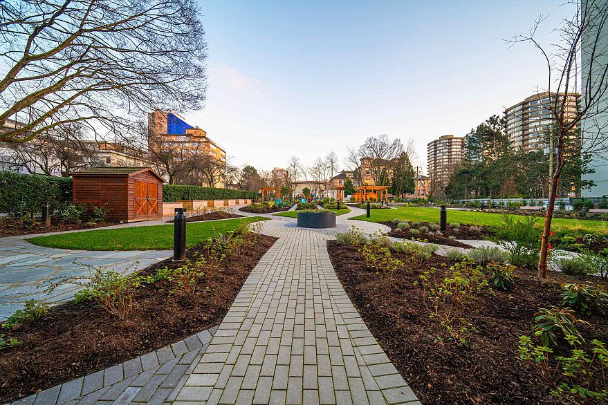 1501 1740 Comox Street