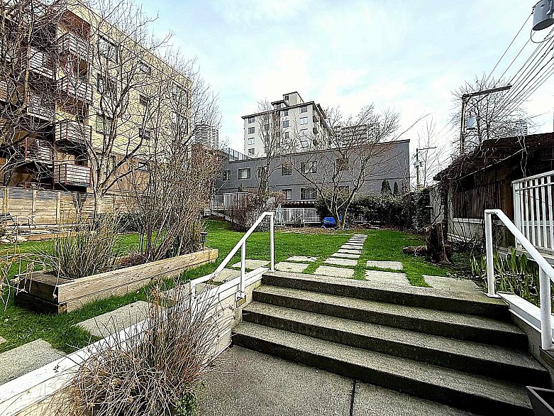 802 1150 Bute Street