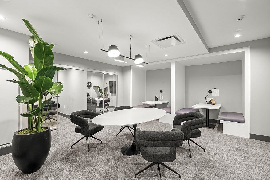 519 3438 Sawmill Crescent