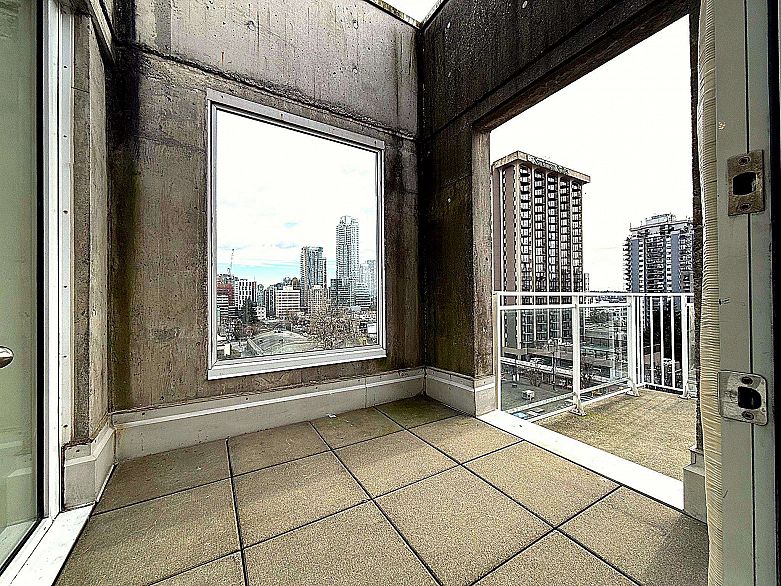 802 1150 Bute Street