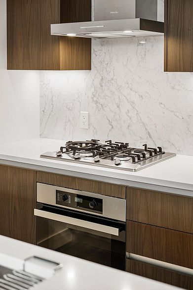 307 2888 Arbutus Street