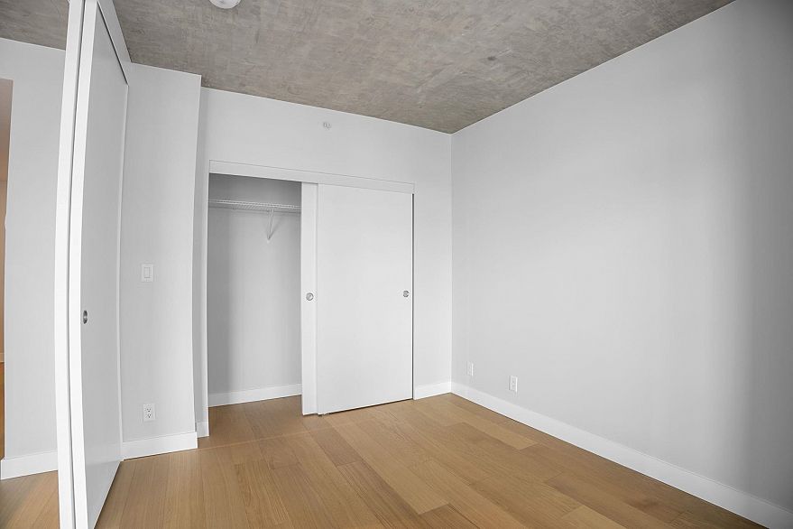 2808 108 W Cordova Street