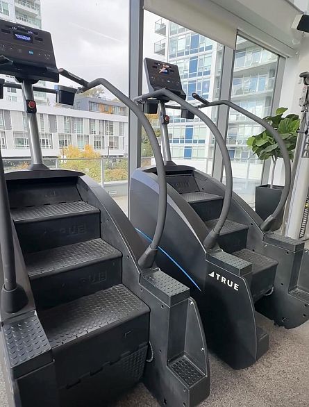 506 3451 Sawmill Crescent