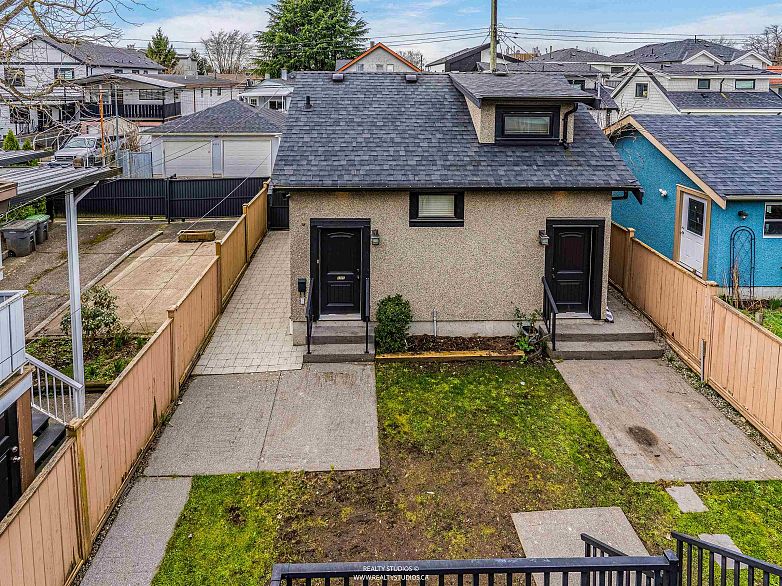 6387 Prince Albert Street