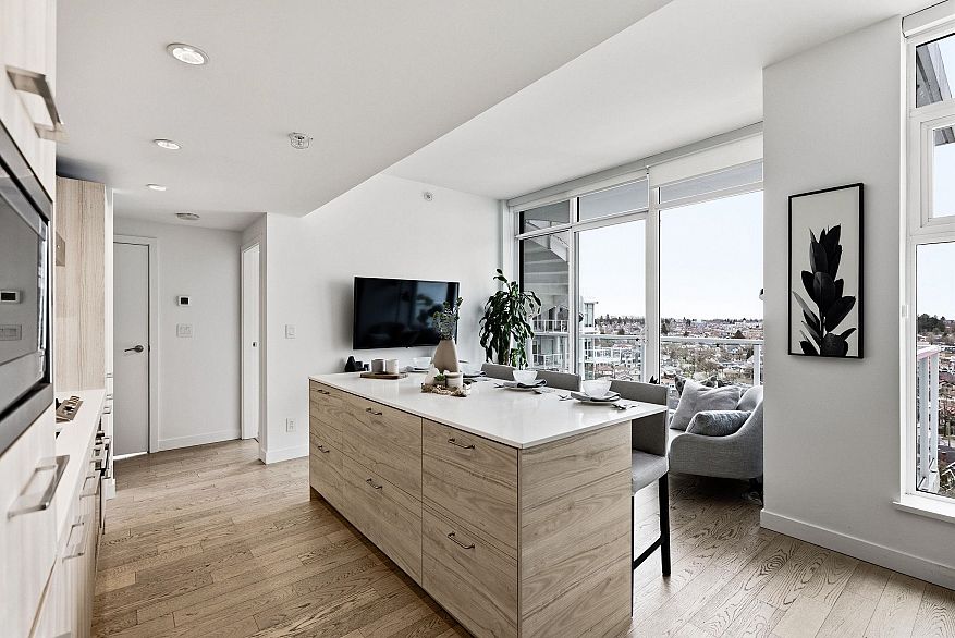 1801 4638 Gladstone Street