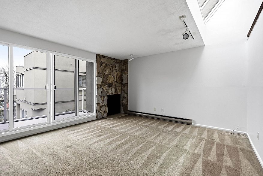 B3 1070 W 7th Avenue