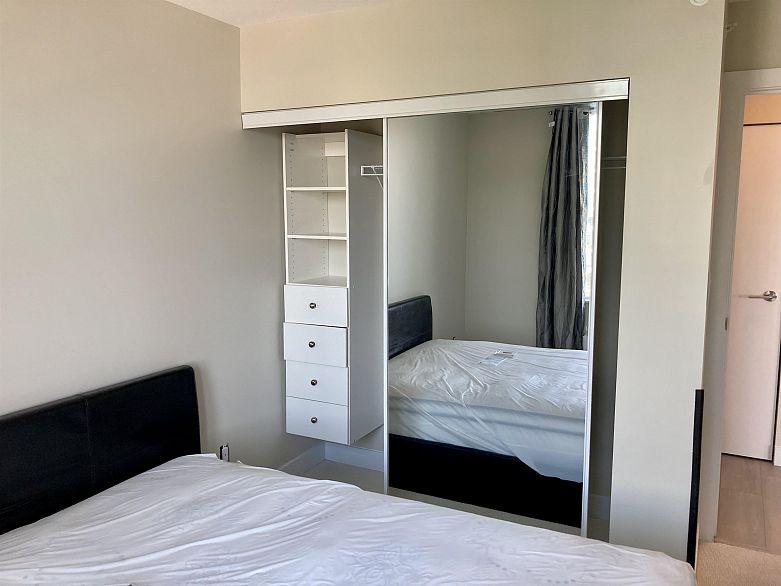 704 488 SW Marine Drive