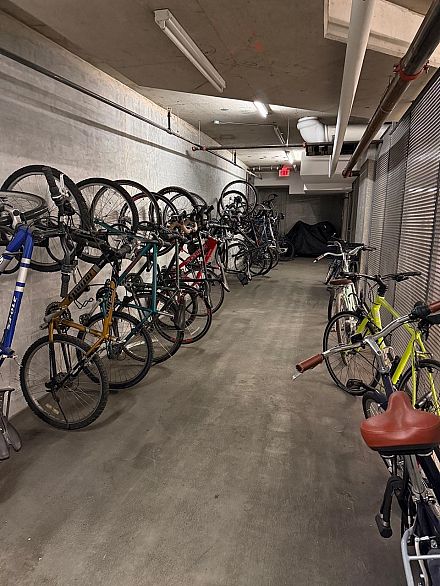 604 2550 Spruce Street