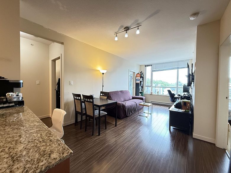 405 4028 Knight Street