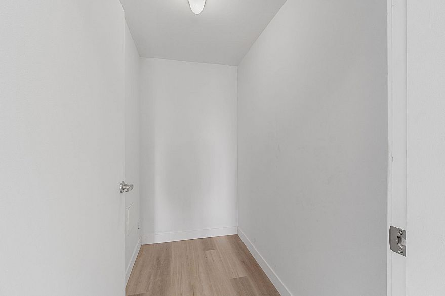 2007 999 Seymour Street