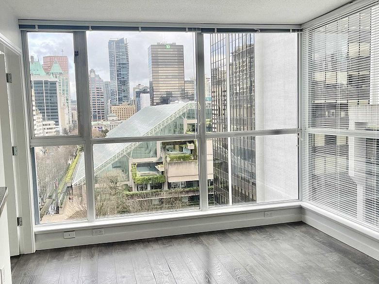 1402 1068 Hornby Street