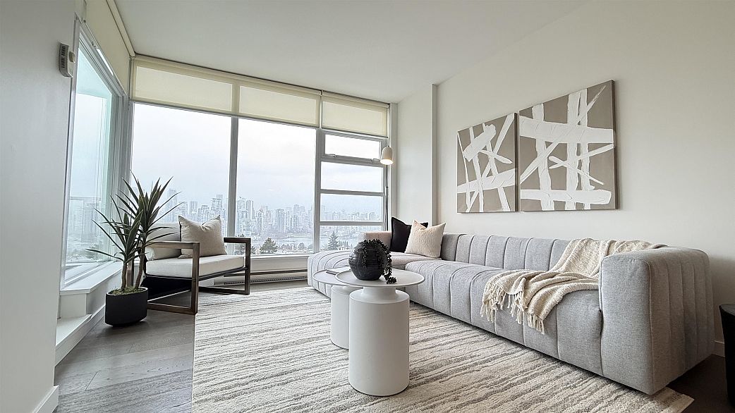 604 2550 Spruce Street