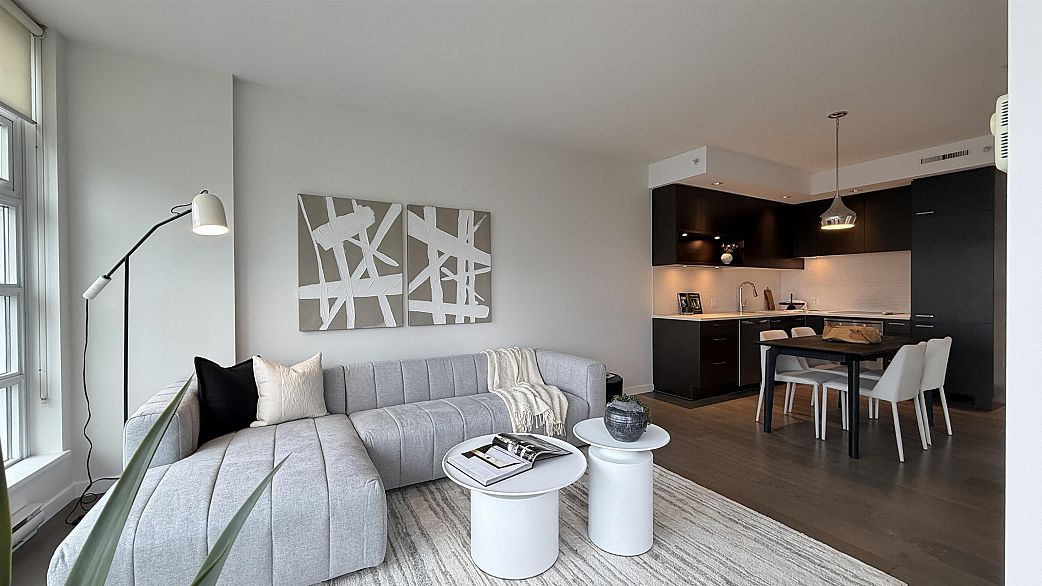 604 2550 Spruce Street