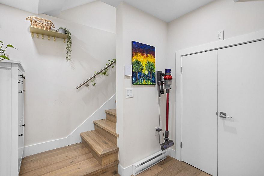 3187 Prince Edward Street