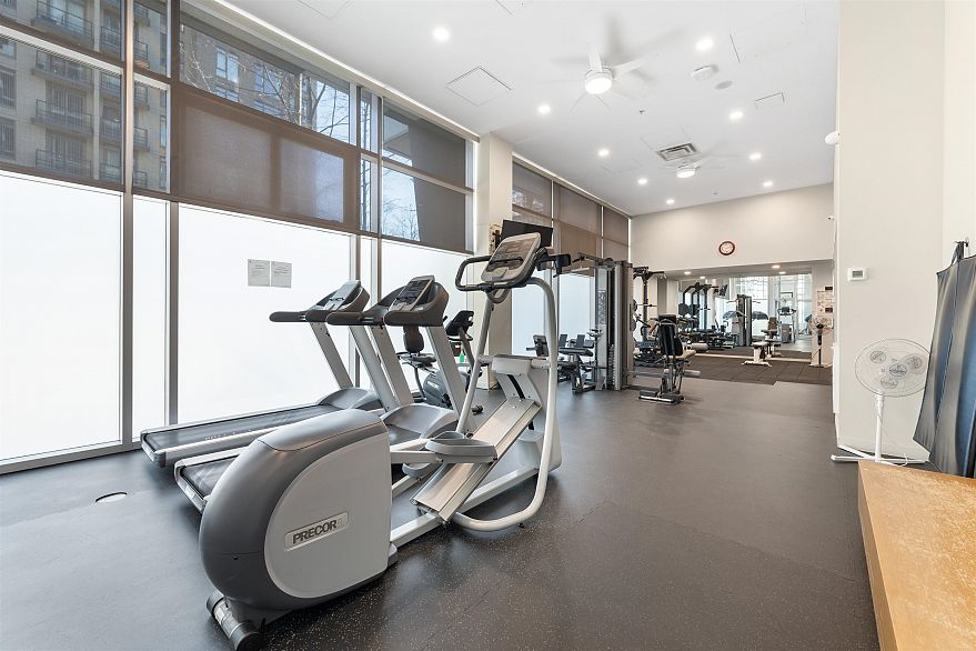 1902 1010 Richards Street