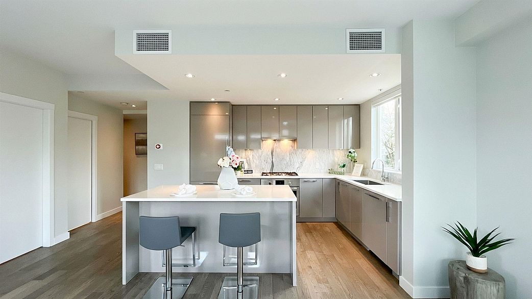 209 4080 Yukon Street