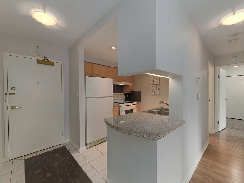 10A 199 Drake Street