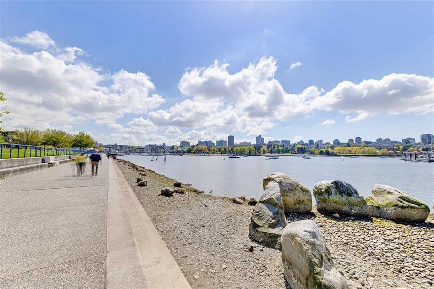 10A 199 Drake Street