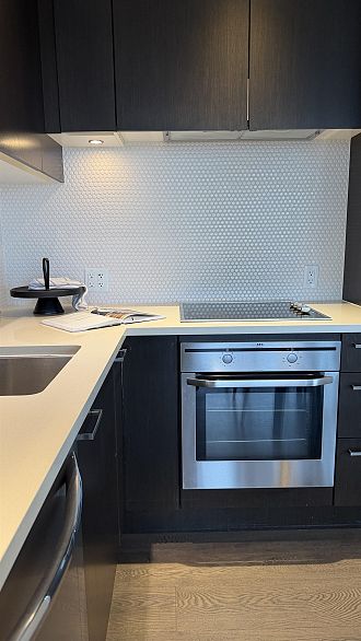 604 2550 Spruce Street