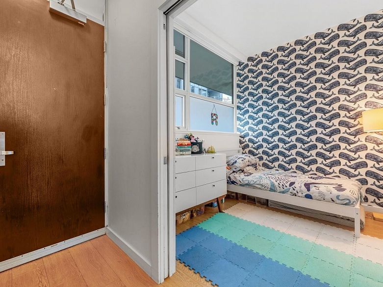 305 123 W 1st Avenue