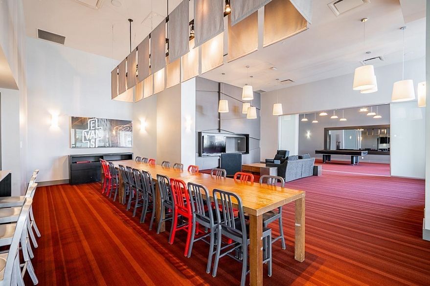 206 1618 Quebec Street