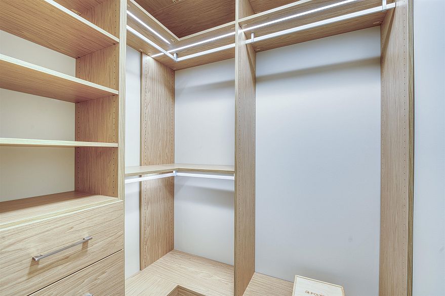 401 6138 Birney Avenue