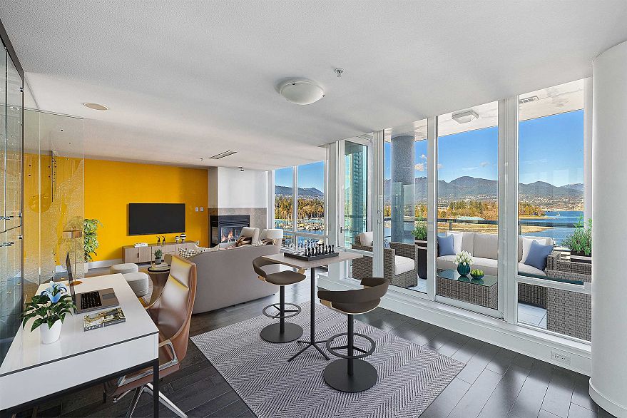 1002 499 Broughton Street