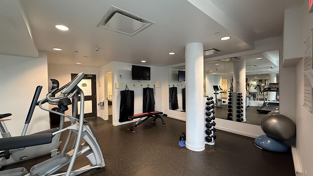 604 2550 Spruce Street