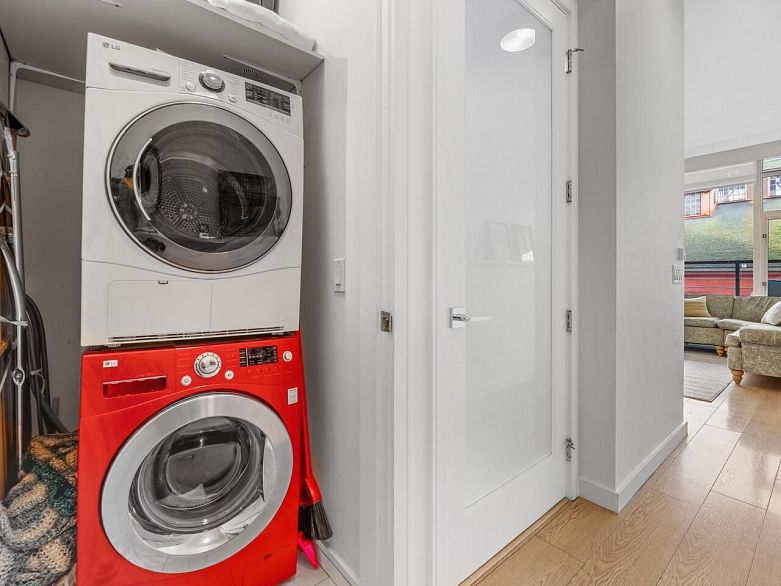 305 123 W 1st Avenue