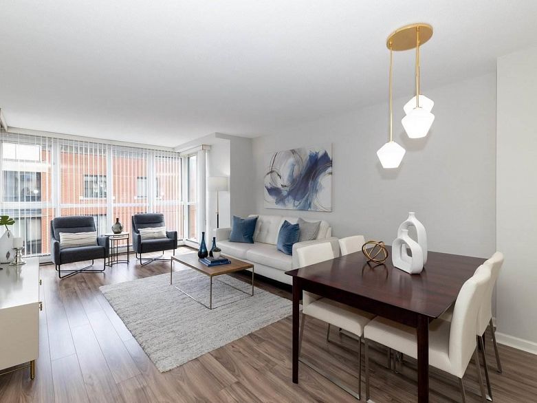 10A 199 Drake Street