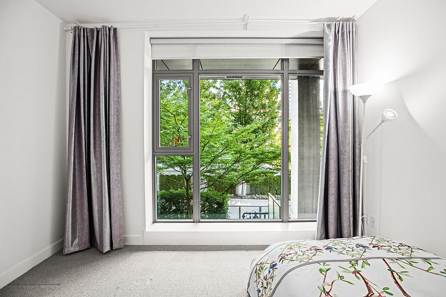 205 5782 Berton Avenue