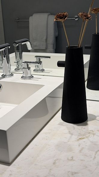 604 2550 Spruce Street