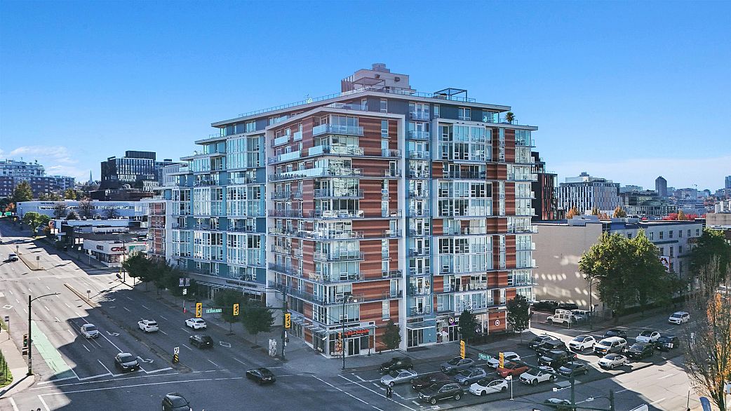 604 180 E 2nd Avenue