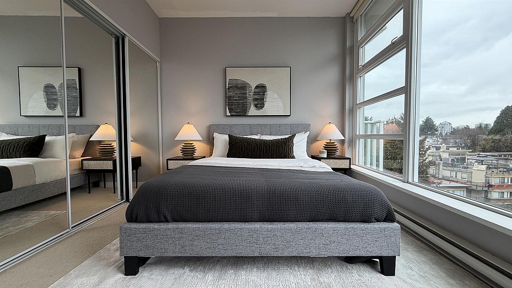 604 2550 Spruce Street