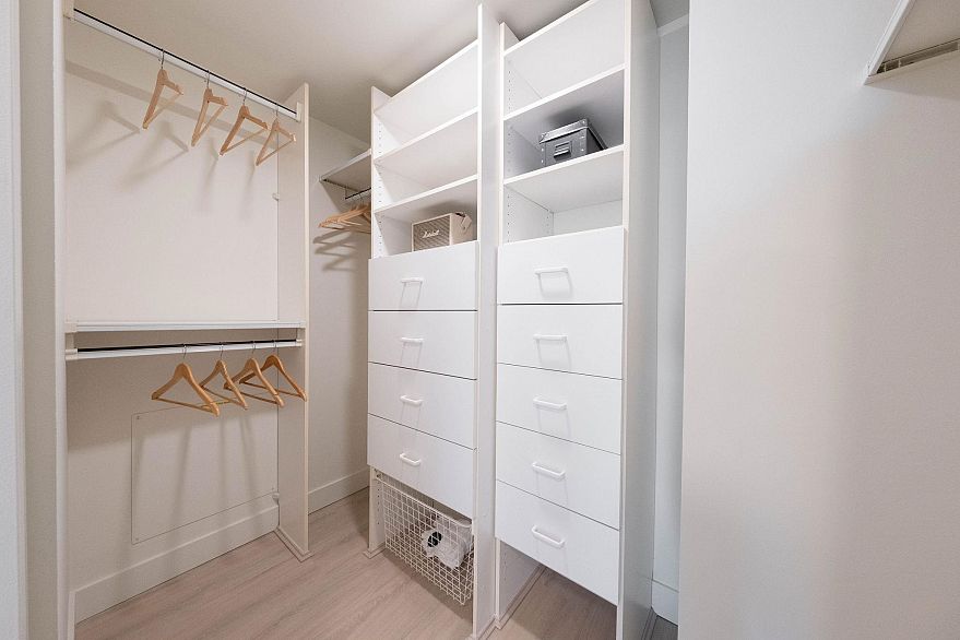 2106 1199 Marinaside Crescent