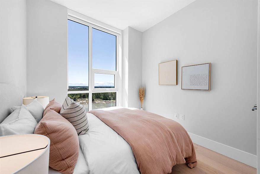 2206 3430 E Kent Avenue South