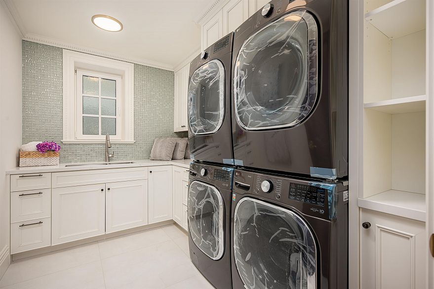 5662 Chancellor Boulevard