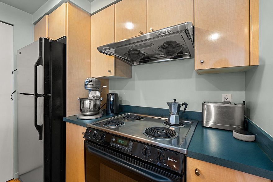 2601 1009 Expo Boulevard