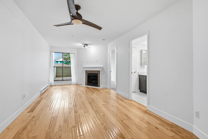 201 2741 E Hastings Street