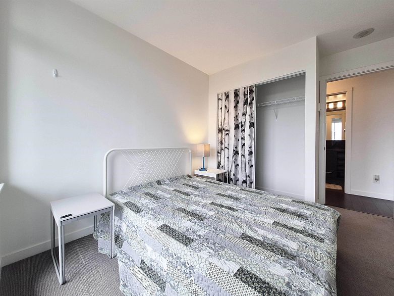 1057 5515 Boundary Road