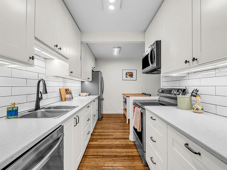 103 1412 W 14th Avenue