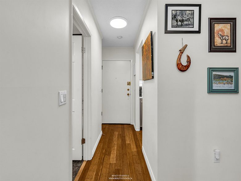 103 1412 W 14th Avenue