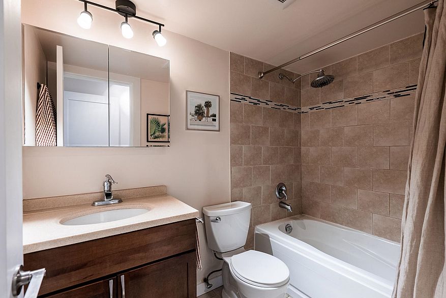 201 1429 William Street