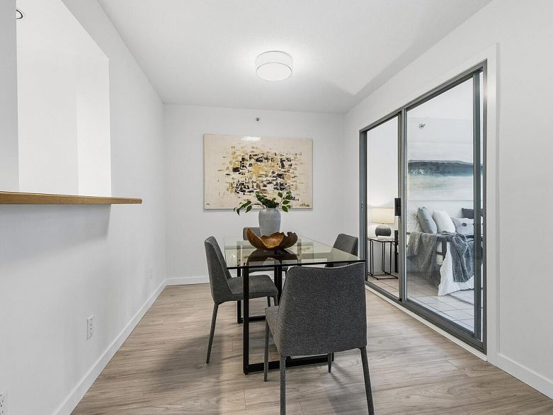 1205 950 Cambie Street