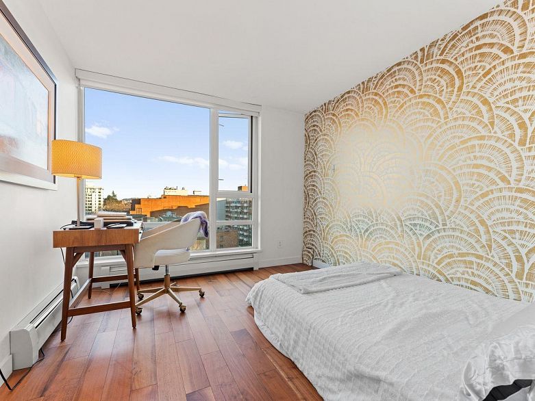 1207 188 Keefer Street