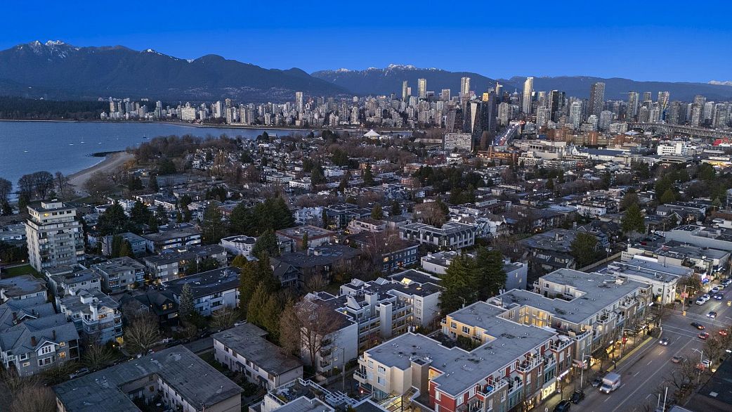 409 2250 W 3rd Avenue